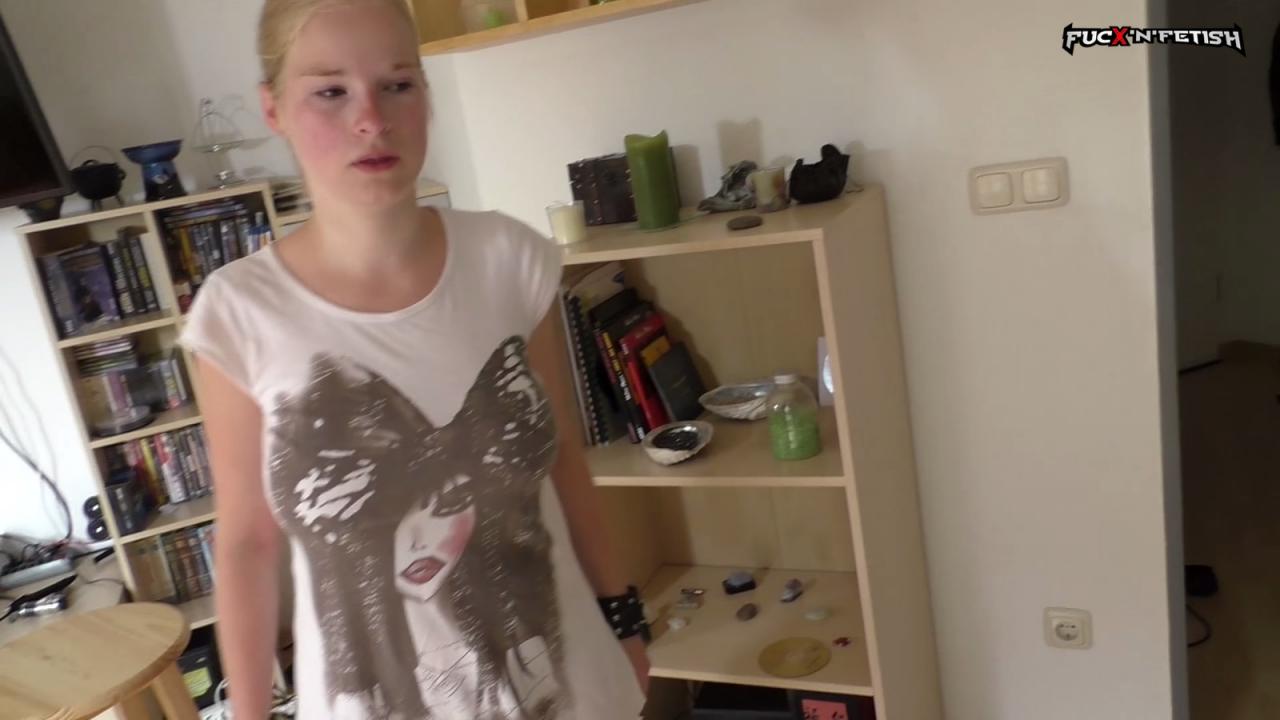 Shackled Girl And The Schoolpaddle - Dualscreen-